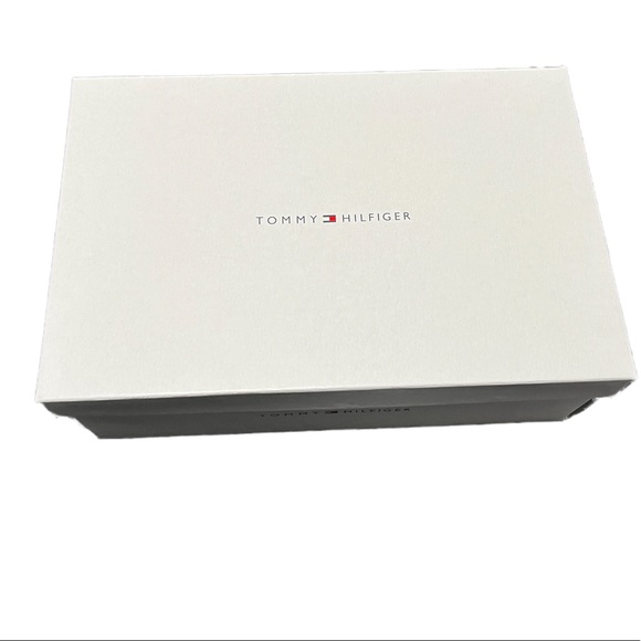 Tommy Hilfiger Mens Shoes NWT New With Box Stylish 90’s Vintage Retro - Picture 12 of 12